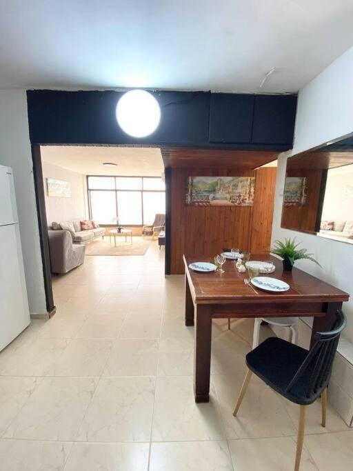 Apartment On The Mermaid Beach Qiryat Yam Exteriér fotografie